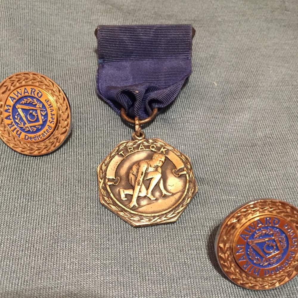 Track medal and service award